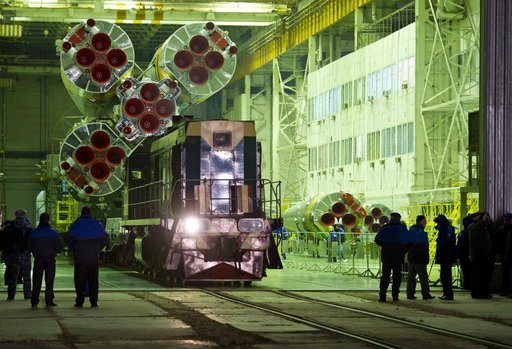 Expedition 29 Soyuz Rollout