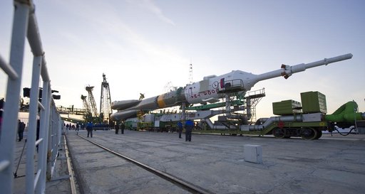 Expedition 29 Soyuz Rollout
