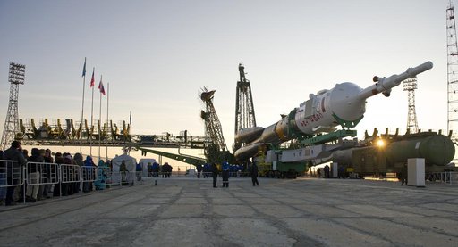 Expedition 29 Soyuz Rollout