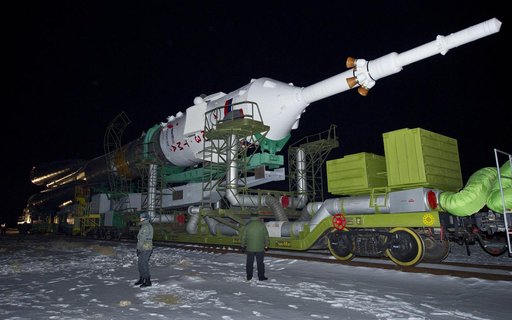 Expedition 30 Soyuz Rollout