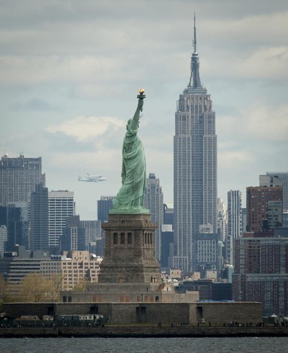 Shuttle Enterprise Flight To New York
