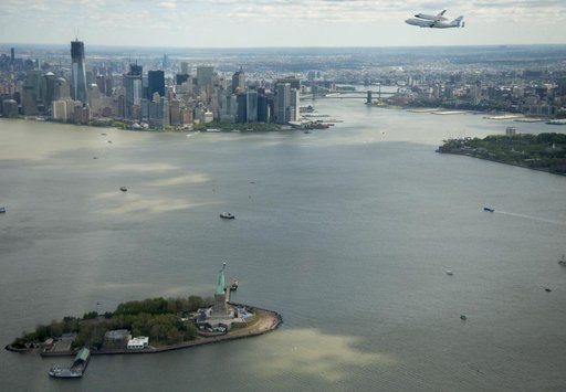 Shuttle Enterprise Flight to New York