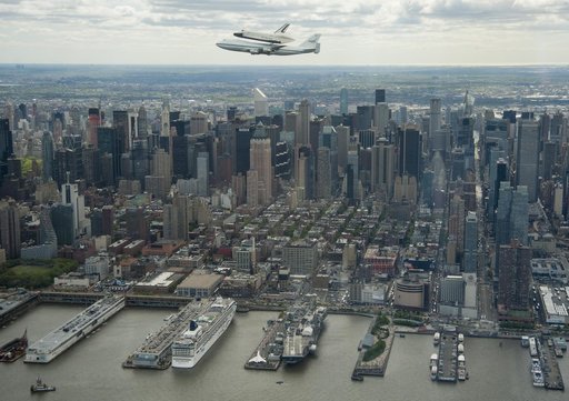 Shuttle Enterprise Flight to New York