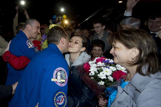 Expedition 30 Landing