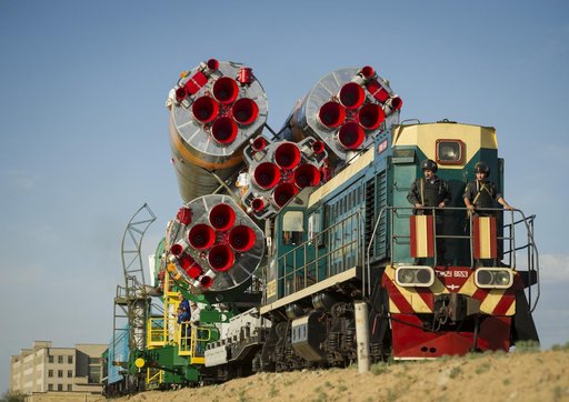 Expedition 31 Soyuz Rocket Rollout