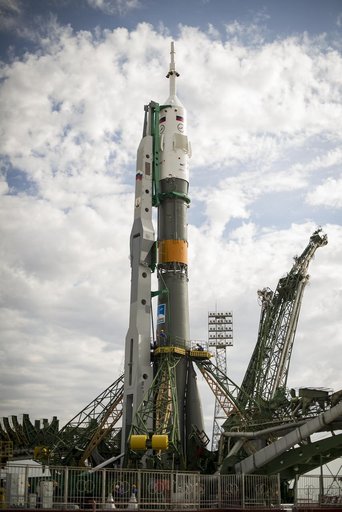 Expedition 31 Soyuz Rocket Rollout