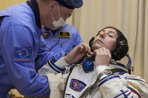 Expedition 31 Crew Prepares For Launch