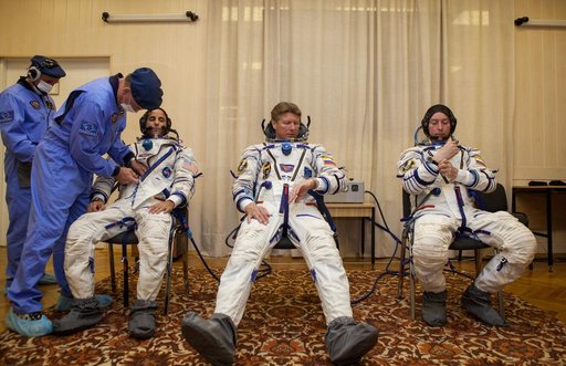 Expedition 31 Crew Prepares For Launch