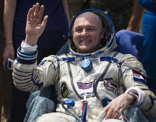 Expedition 31 Landing