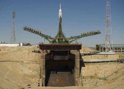Expedition 32 Soyuz Rocket Rollout