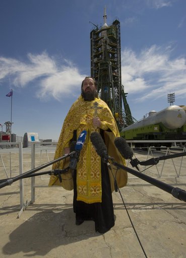 Expedition 32 Soyuz Rocket Blessing