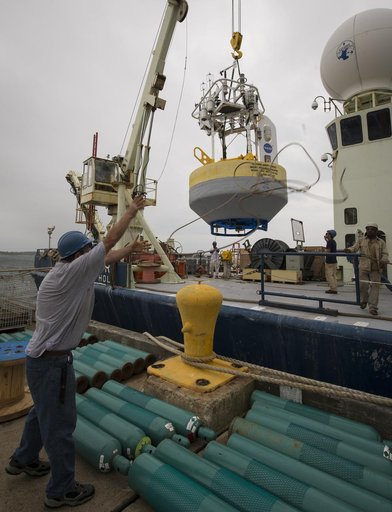 Salinity Processes in the Upper Ocean Regional Study (SPURS)