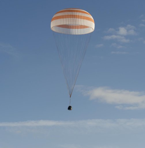 Expedition 32 Landing