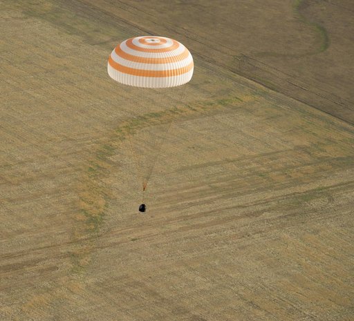 Expedition 32 Landing