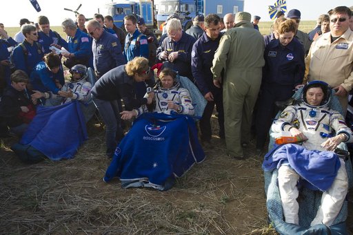 Expedition 32 Landing