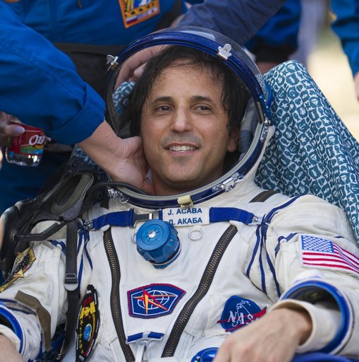 Expedition 32 Landing