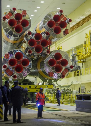 Expedition 33 Soyuz Rollout