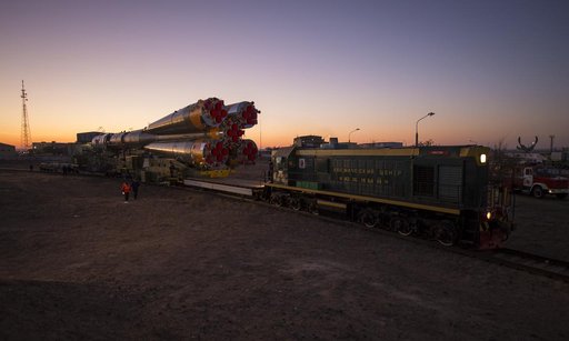 Expedition 33 Soyuz Rollout
