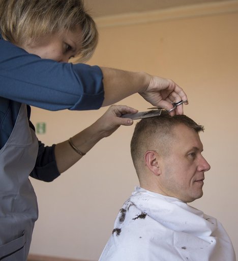 Expedition 33 Crew Hair Cut