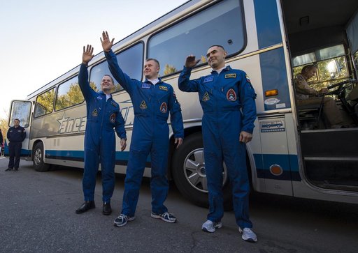 Expedition 33 Crew Hotel Departure