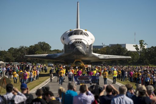 Space Shuttle Atlantis Move