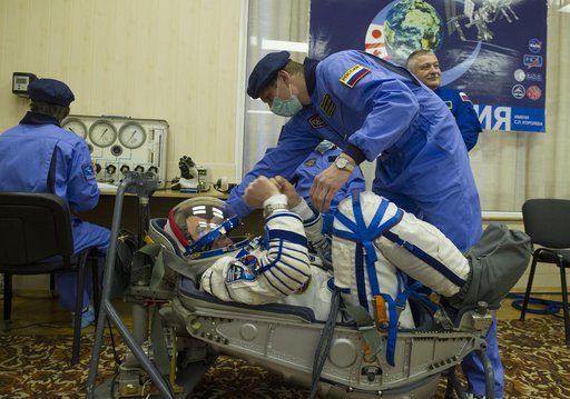Expedition 34 Preflight