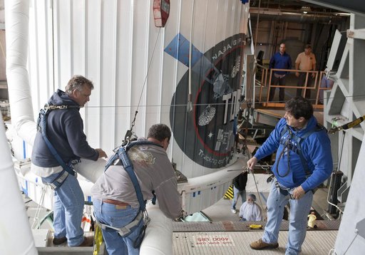 KSC-2013-1195