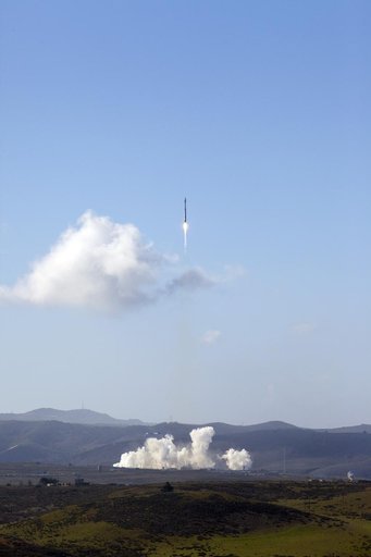 KSC-2013-1438