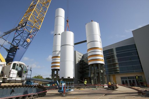 KSC-2013-1976