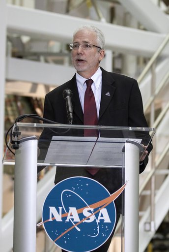 KSC-2013-1982