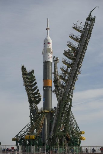 Expedition 35 Soyuz Rollout
