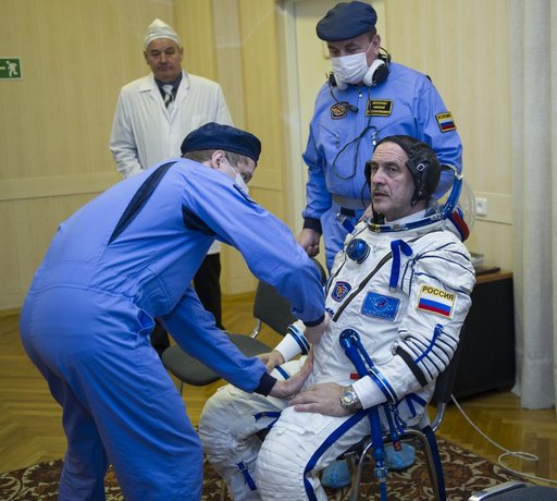 Expedition 35 Preflight