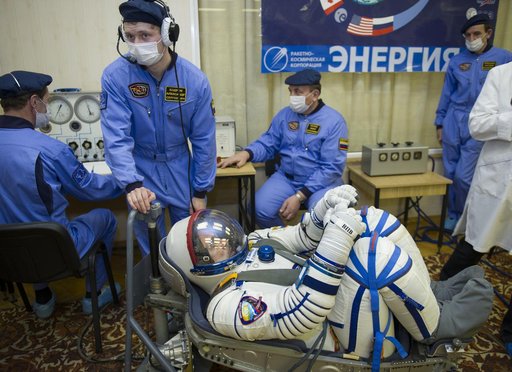Expedition 35 Preflight