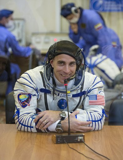Expedition 35 Preflight