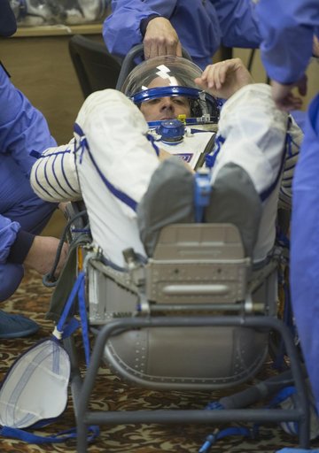 Expedition 35 Preflight
