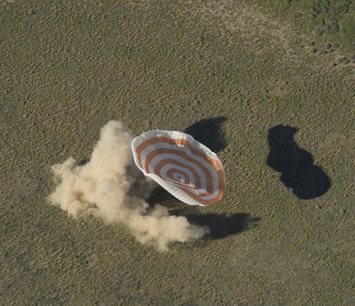 Expedition 35 Landing
