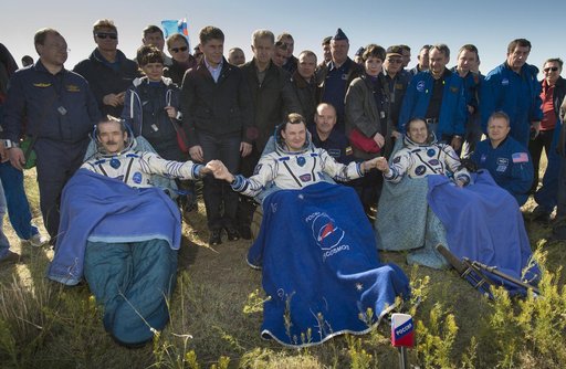 Expedition 35 Landing