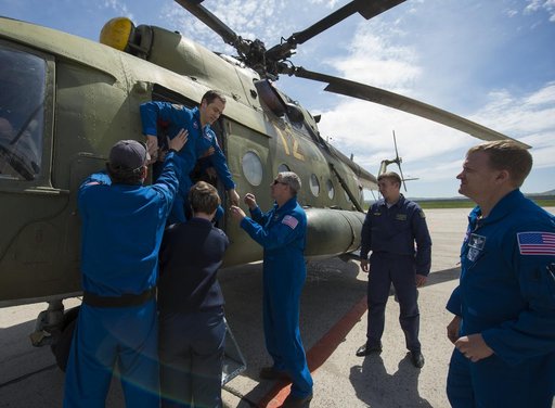 Expedition 35 Landing