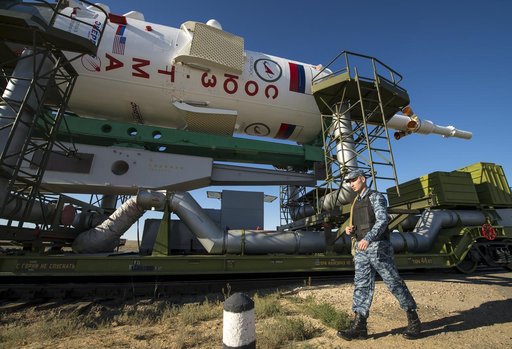 Expedition 36 Soyuz TMA-09M Rollout