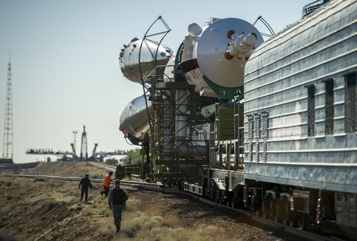 Expedition 36 Soyuz TMA-09M Rollout