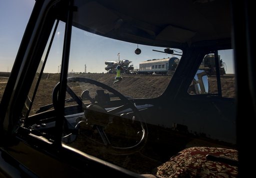 Expedition 36 Soyuz TMA-09M Rollout