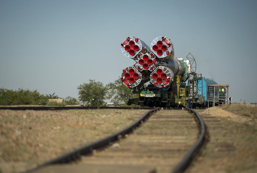 Expedition 36 Soyuz TMA-09M Rollout