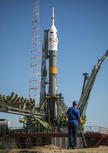 Expedition 36 Soyuz TMA-09M Rollout