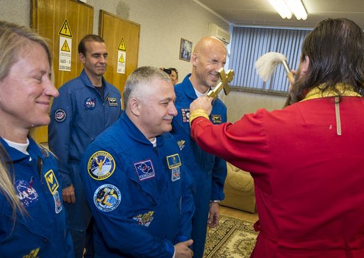 Expedition 36 Crew Blessing