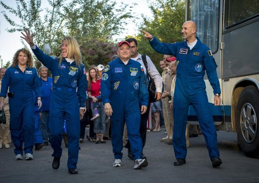 Expedition 36 Preflight