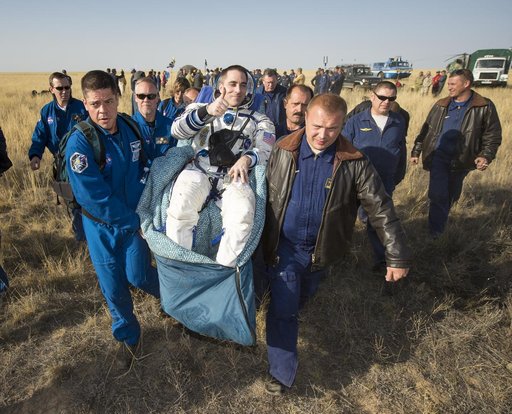 Expedition 36 Soyuz TMA-08M Landing