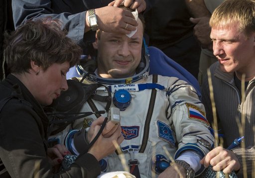 Expedition 36 Soyuz TMA-08M Landing