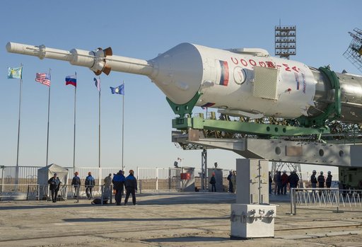 Expedition 37 Soyuz Rollout