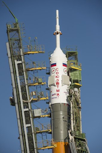 Expedition 37 Soyuz Rollout