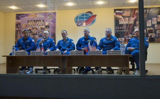 Expedition 37 Press Conference